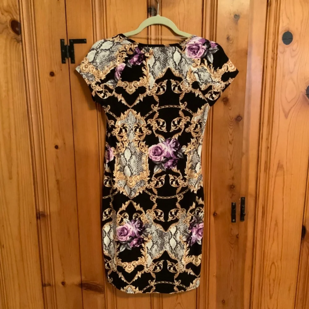 EUC Eye Candy Dress - Picture 2 of 6